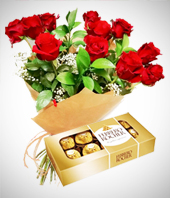 Felicitaciones - Combo Pareja Perfecta: Bouquet de 12 Rosas y Chocolates