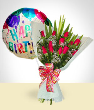 Flores a Per Combo de Cumpleaos: Bouquet de 12 Rosas + Globo Feliz Cumpleaos